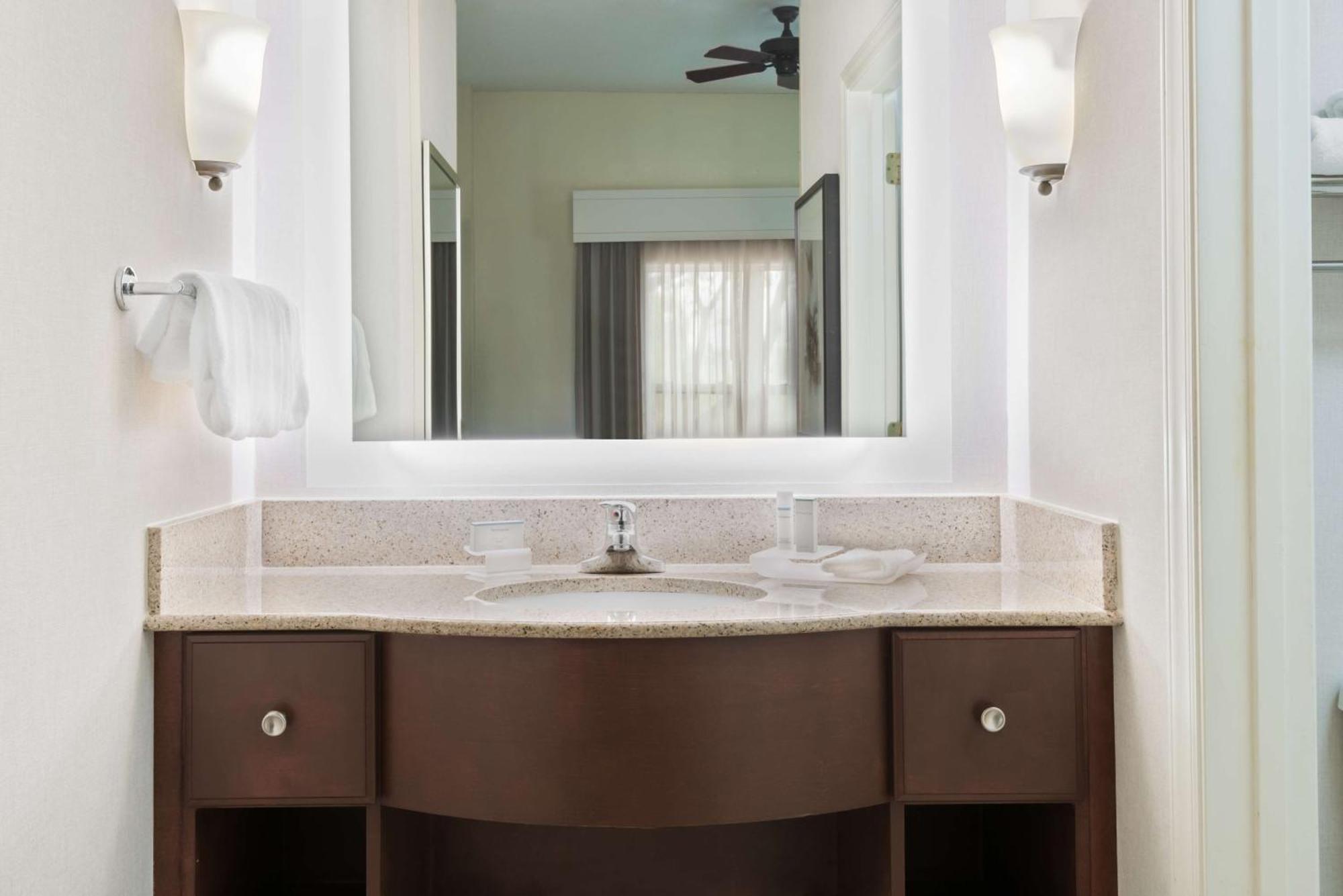 Homewood Suites By Hilton Raleigh/Crabtree Valley Εξωτερικό φωτογραφία